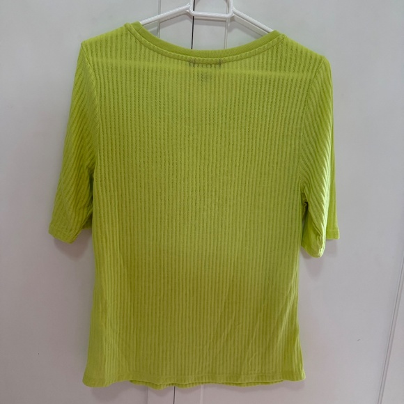 Women Top - Picture 2 of 2